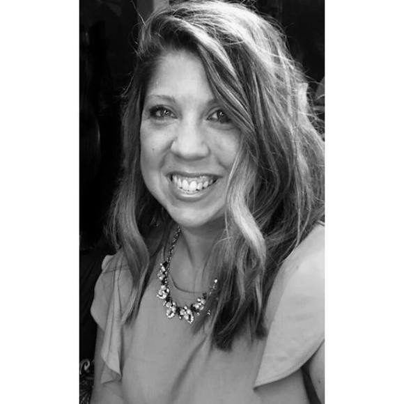 Meet your Posher, Carrie - Picture 1 of 1